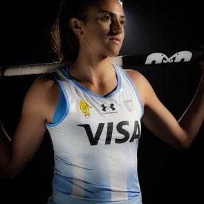 under-armour-remera-leonas-oficial-03